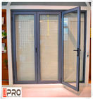 Puerta plegable de desplazamiento de aluminio aislada del acordeón de cristal para el plegamiento de madera exterior de la puerta de plegamiento de la división de vidrio del balcón